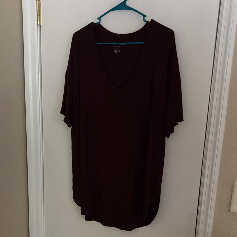 American Eagle Outfitters V-Neck Tunic Top - Burgundy